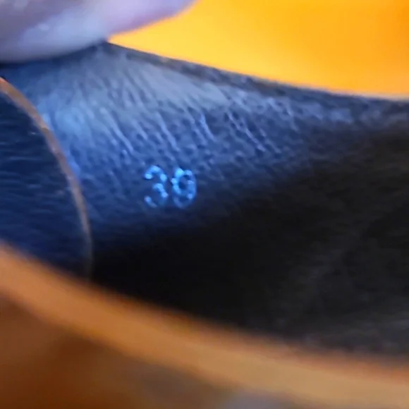 Biviel Victorian Inspired Heeled Leather Booties 🤎 - Picture 11 of 13